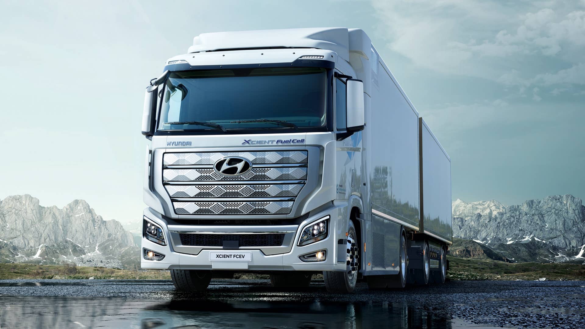 Hyundai Xcient Fuel Cell semi truck reports for duty in Europe - Autoblog