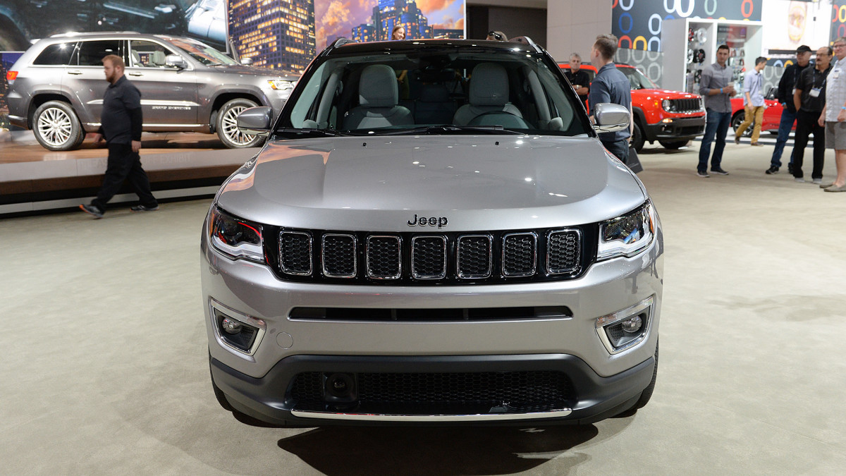 Trying the new Compass and other Jeeps on for size Autoblog Car News