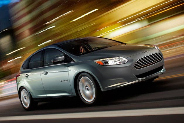 Ford Focus Electric officially rated at 105 MPGe with a 76-mile range ...
