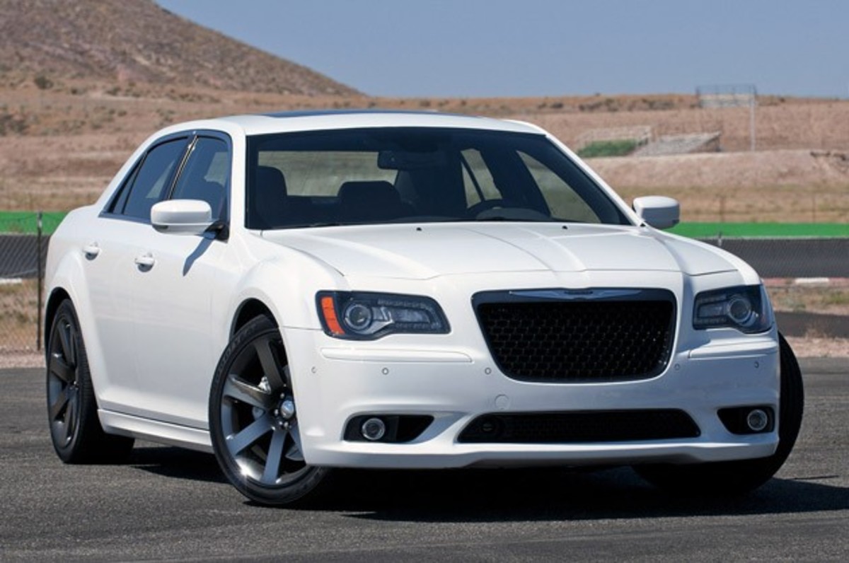 2012 Chrysler 300 SRT8 Autoblog