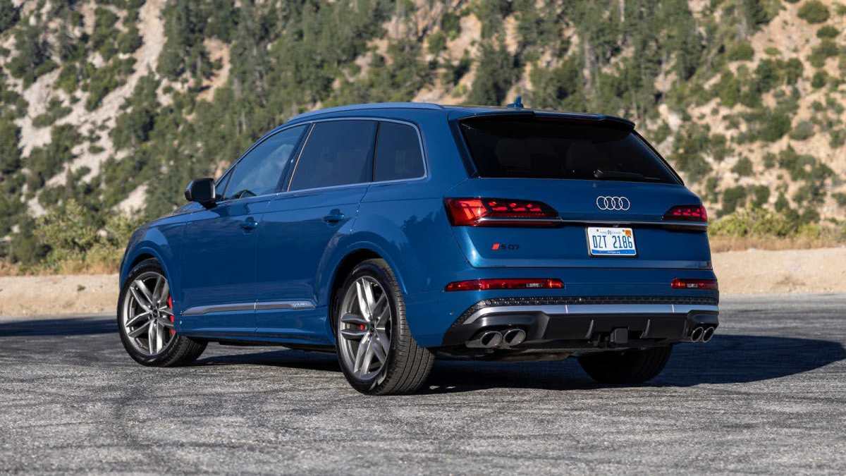 2025 Audi SQ7 Review Could this 500hp family SUV be the ultimate sleeper? Autoblog