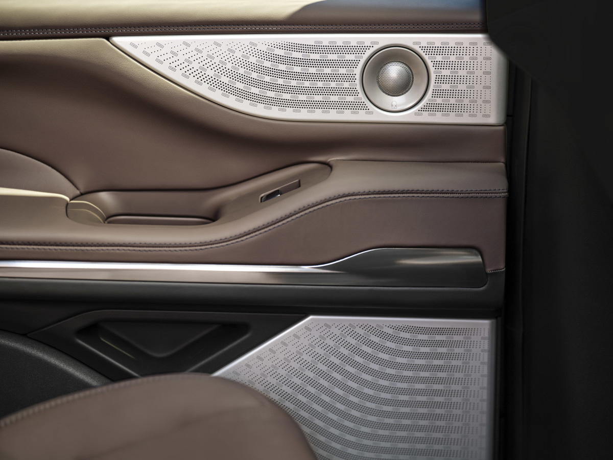 2025 Lincoln Navigator