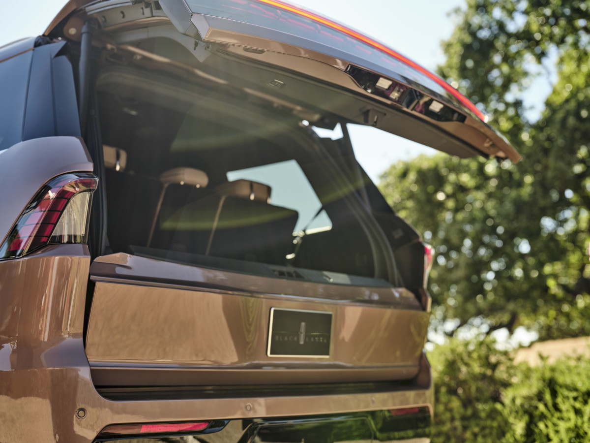 2025 Lincoln Navigator