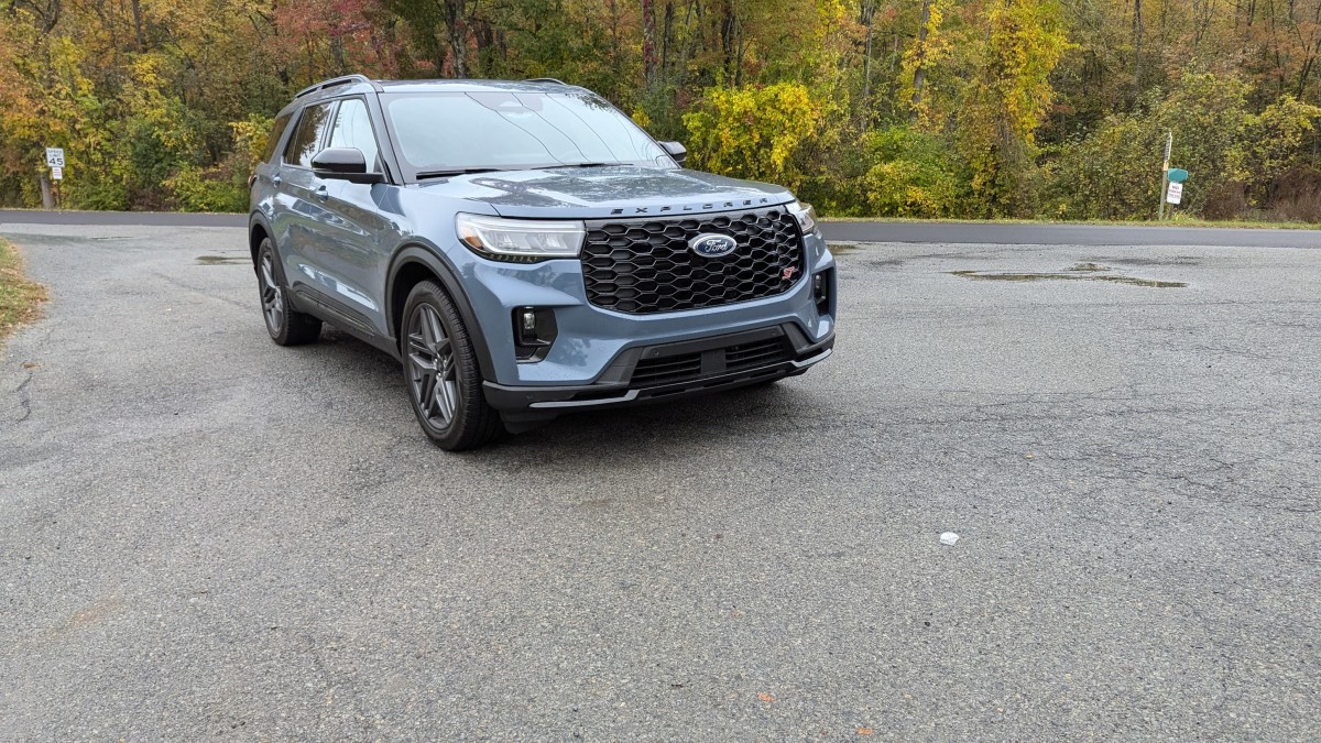 2025 Ford Explorer ST Review Is the pace worth the price? Autoblog