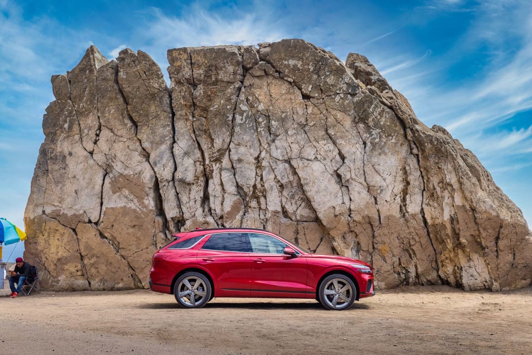 2025 оны Genesis GV70 ба BMW X3: 5 гол ялгаа