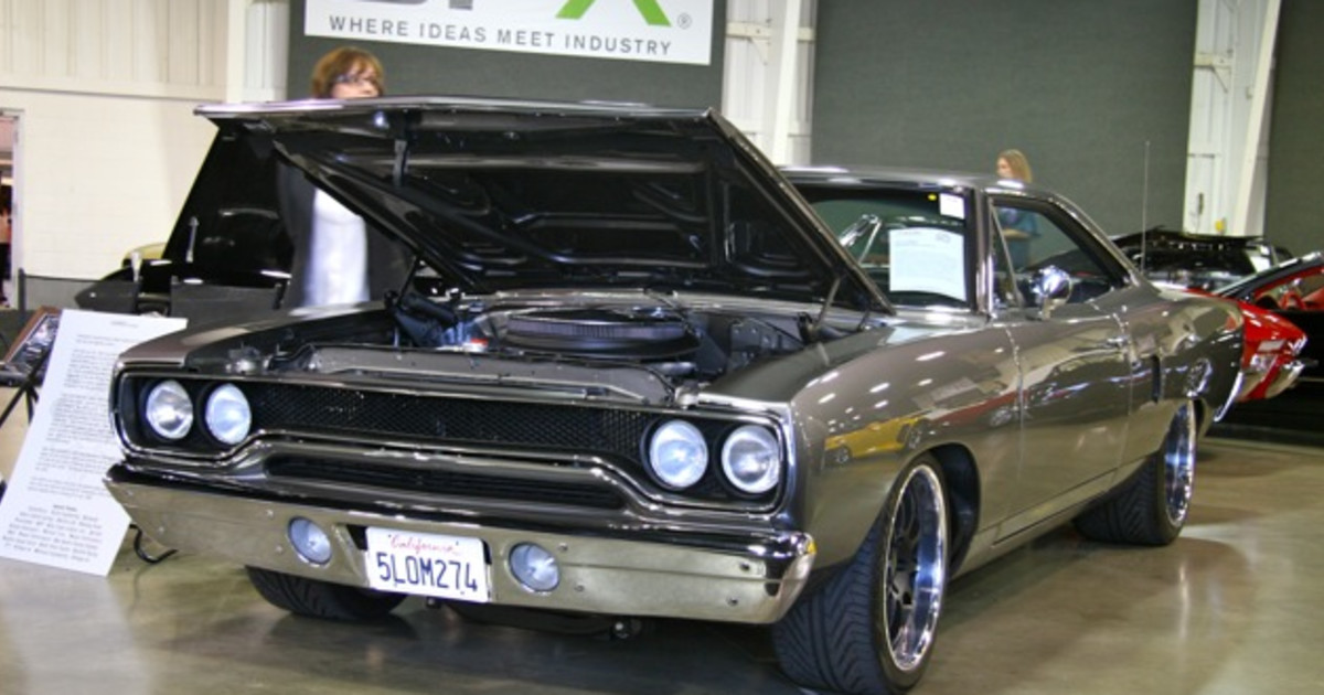 【希少】FAST&FURIOUS PLYMOUTH ROAD RUNNER Forza Horizon 2 Presents: Fast & Furious - PLYMOUTH