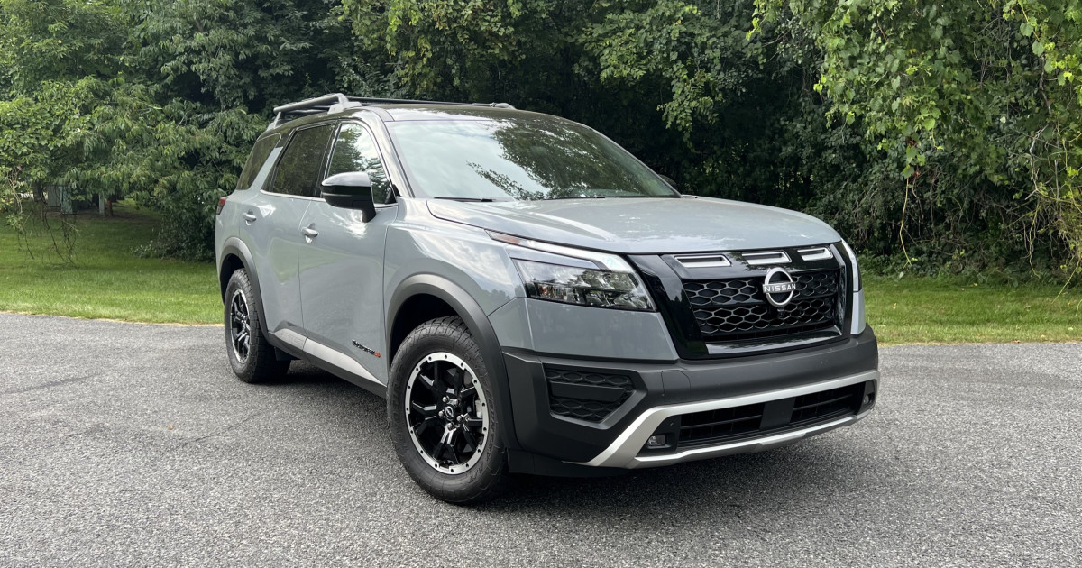 パーツ Pathfinder S-All Carbon Ultra 2023 2023 Nissan Pathfinder | Salisbury, MD