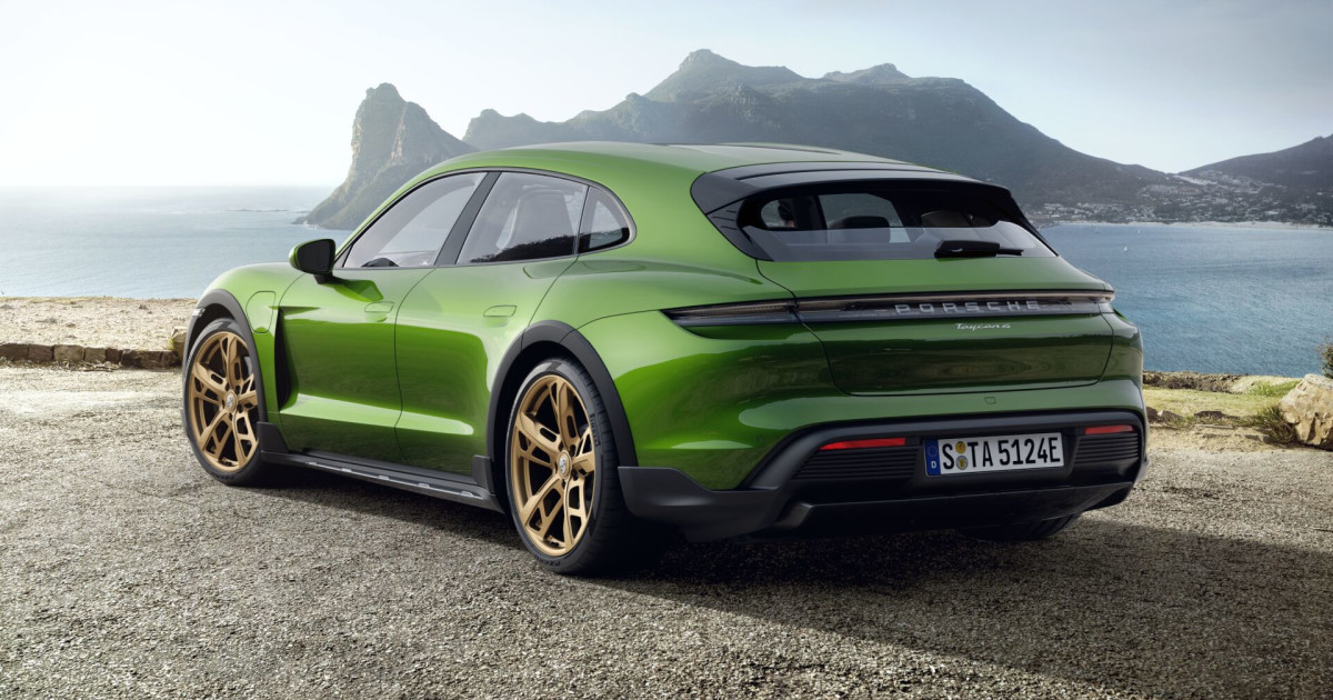 ！希少7インチ TIME CROSS / GREEN GREEN The Porsche Taycan Cross Turismo is wonderfully colorful. Here's