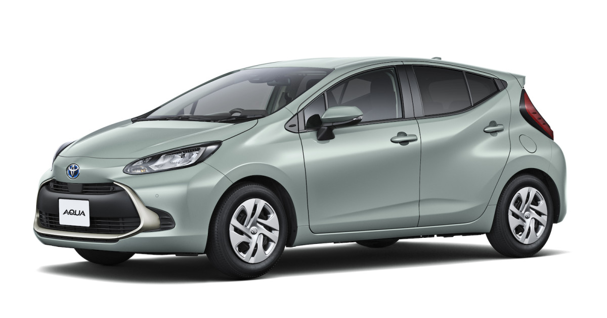 toyota-aqua.jpg