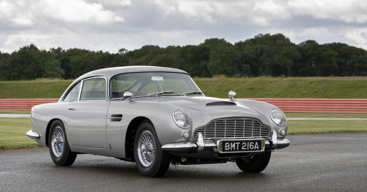 aston-martin-db5-goldfinger-