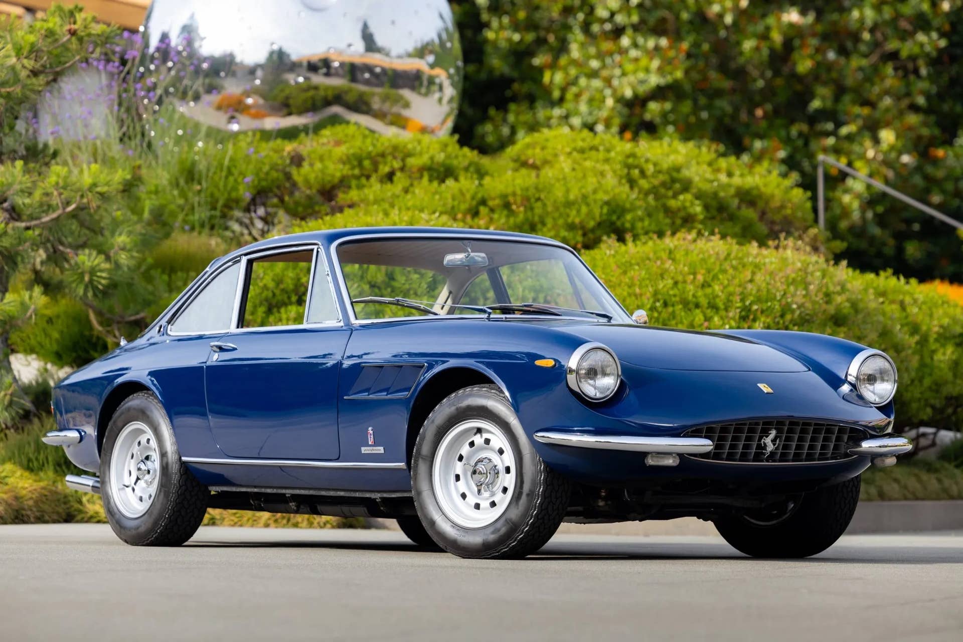 Ferrari 330 GTC von 1966 mit preisgekrönter Geschichte zu verkaufen