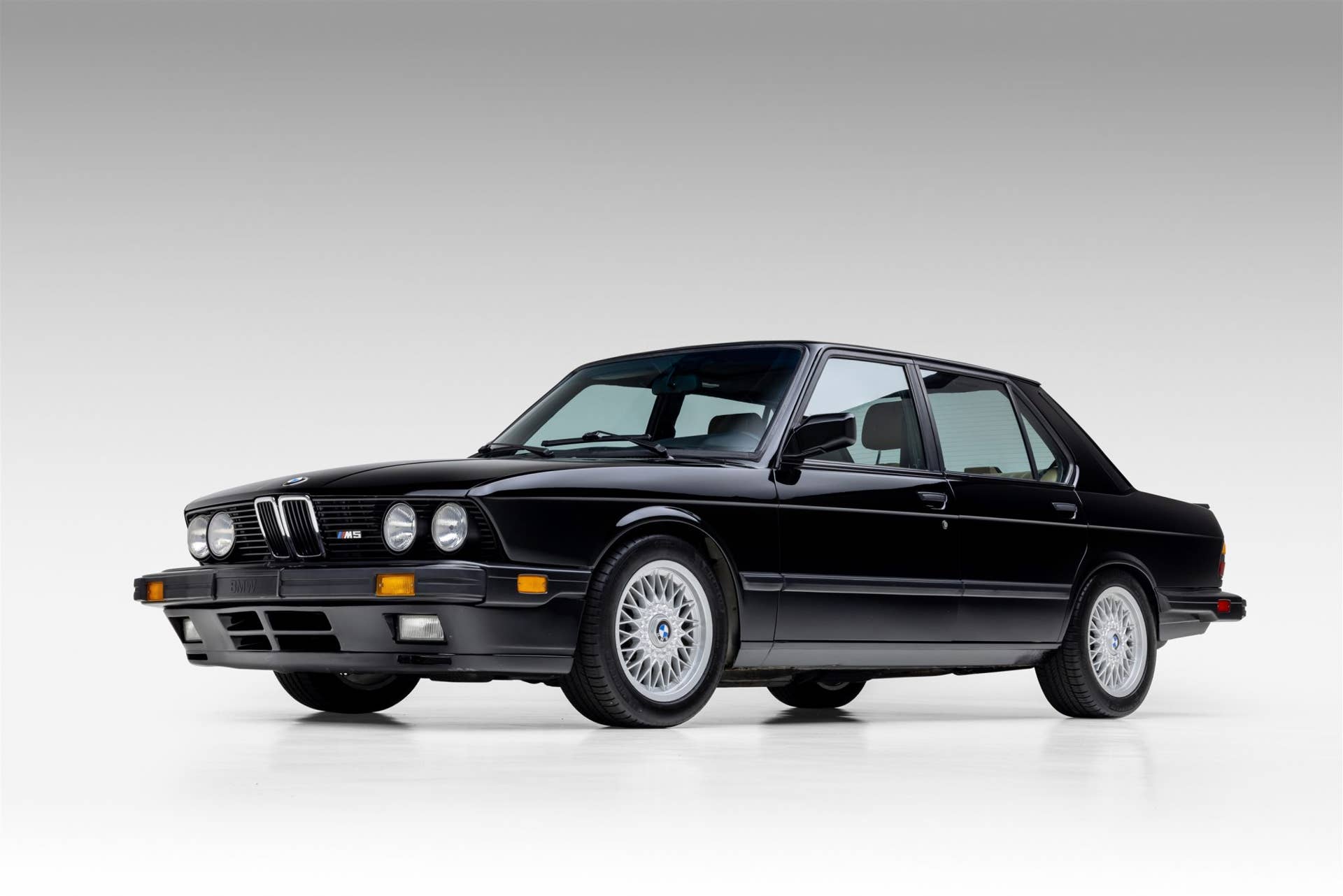 Rare 1988 BMW E28 M5 For Sale With 59,000 Miles - Autoblog
