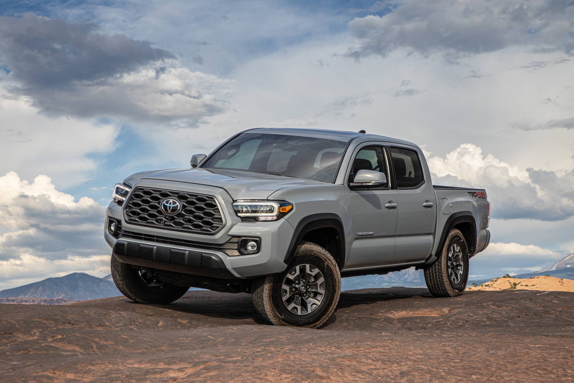 This Midsize Truck Holds 74% Of Its Value After 5 Years