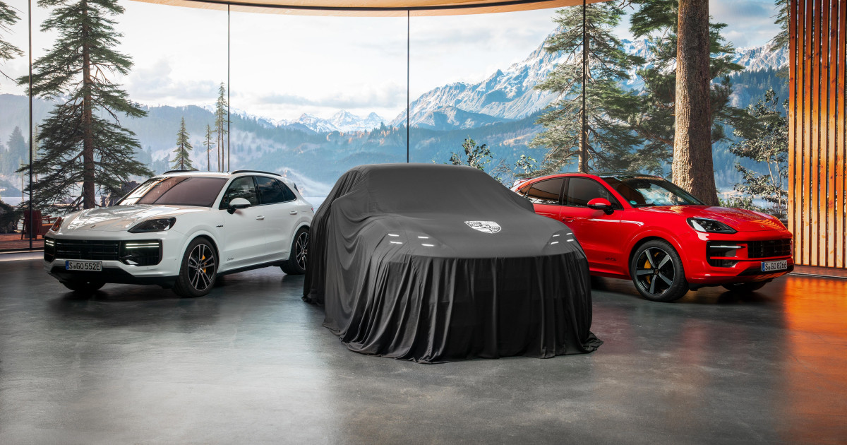 Porsche’s First Electric Cayenne Is Coming This November