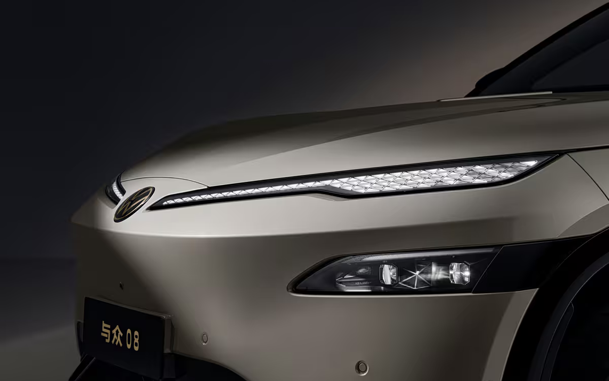 Volkswagen Unveils a 450-Mile China-Only Electric SUV With 800V Fast ...