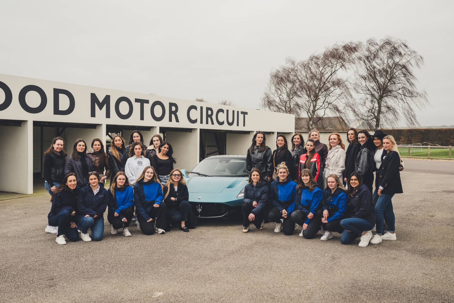 Maserati feiert in Goodwood, und jeder Ehrengast hat sich seinen Platz in ...
