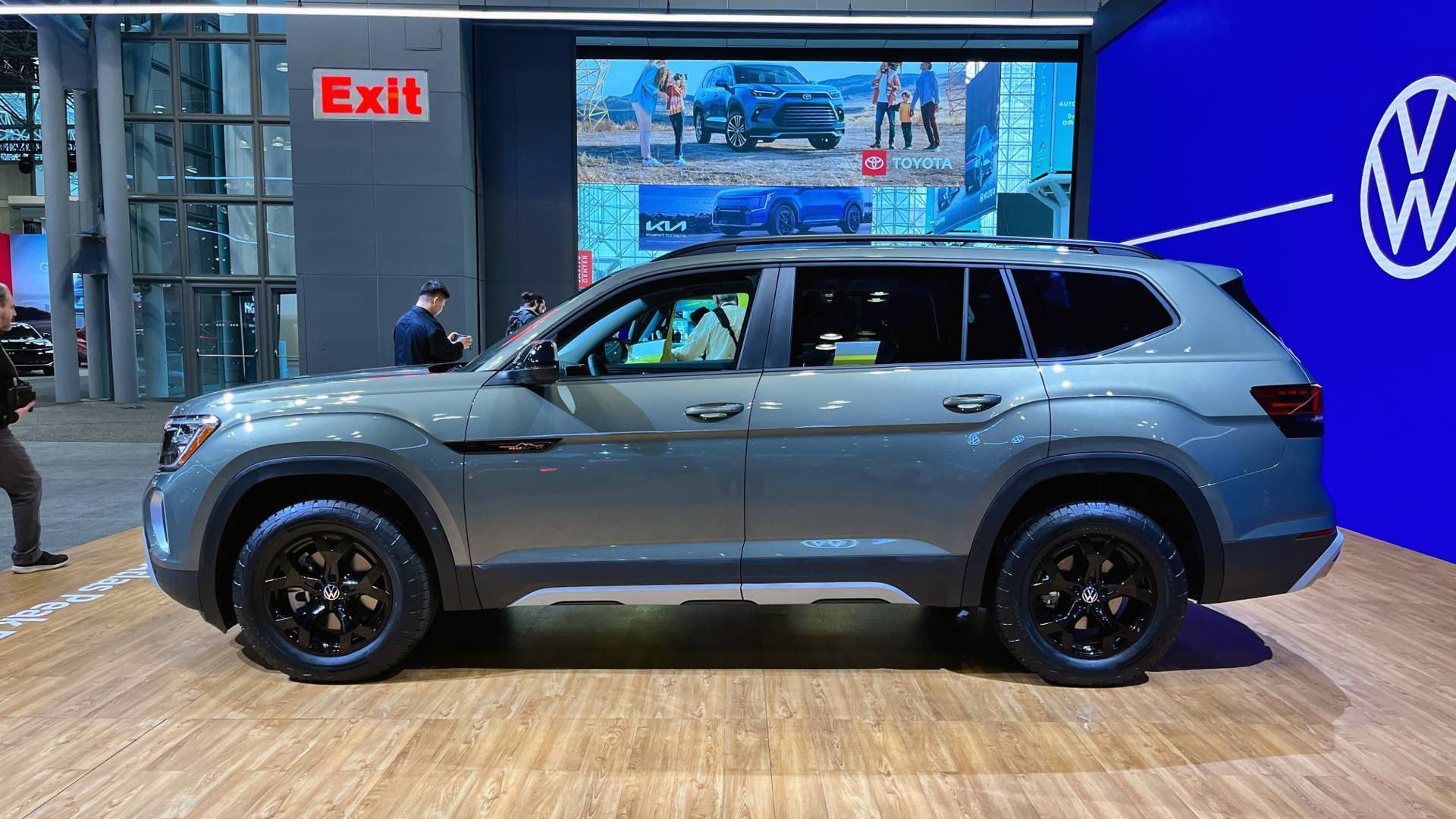 2024 VW Atlas Peak Edition revealed, looks ready to rock on the rocks