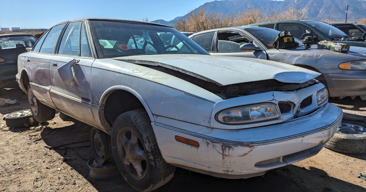 Junkyard Gem: 1999 Oldsmobile Eighty-Eight 50th Anniversary