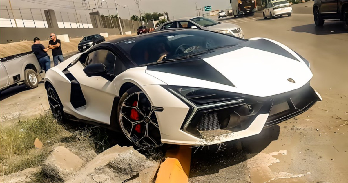 Somebody Sent A Lamborghini A Little Too Hard