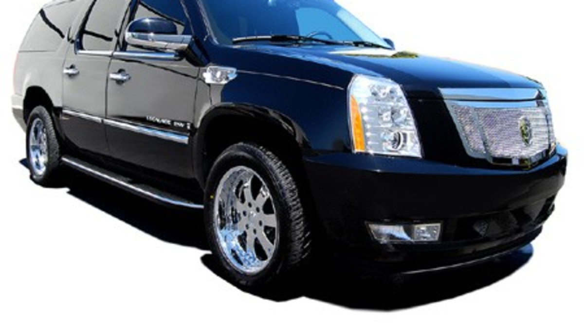 Sylvester Stallone's Cadillac Escalade Limo Is Your $350,000 Ticket to  Neighborhood Fame, image size:1200x675