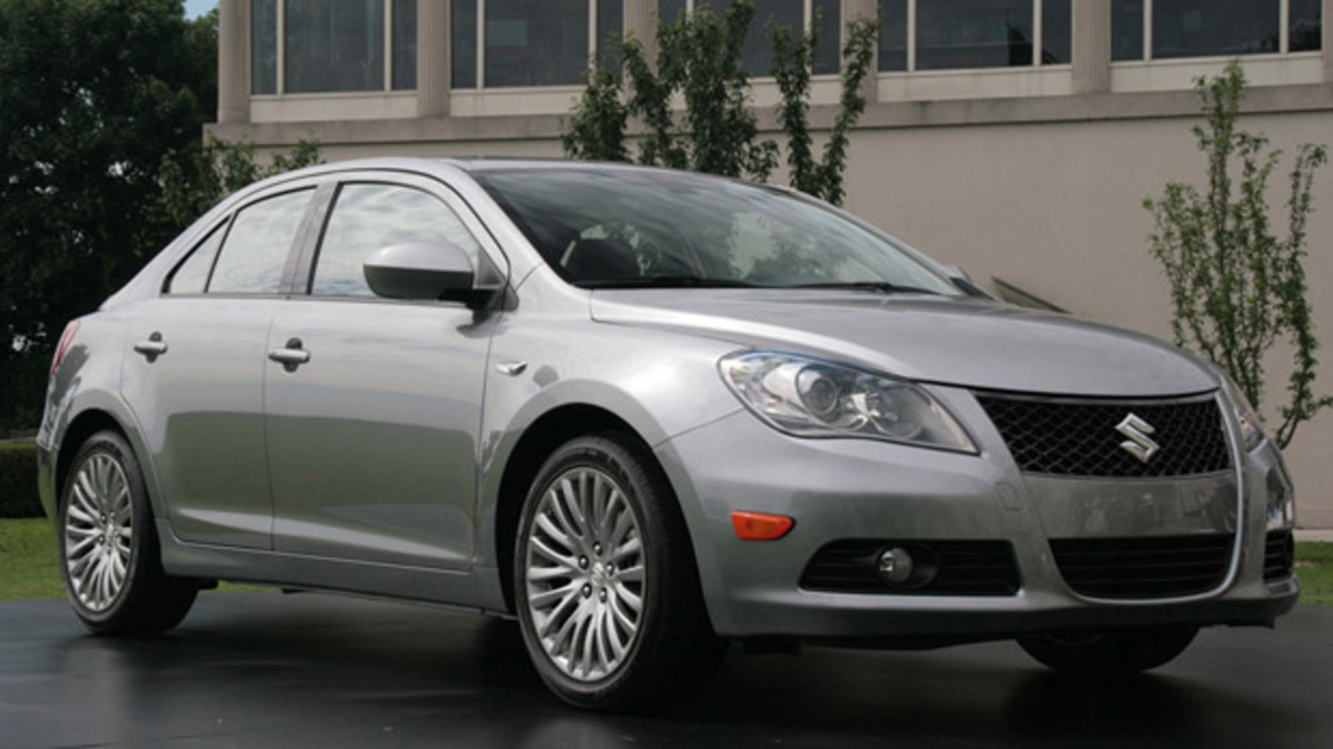 Live Reveal: 2010 Suzuki Kizashi unveiled! - Autoblog
