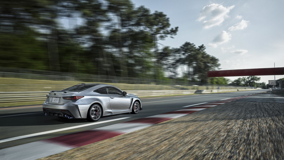 レクサス RCF純正 現行年式Fロゴ付 スカッフプレート LEXUS RC レクサス USレクサス 純正品 Lexus RCF FSport 2015年 ”RCF” F