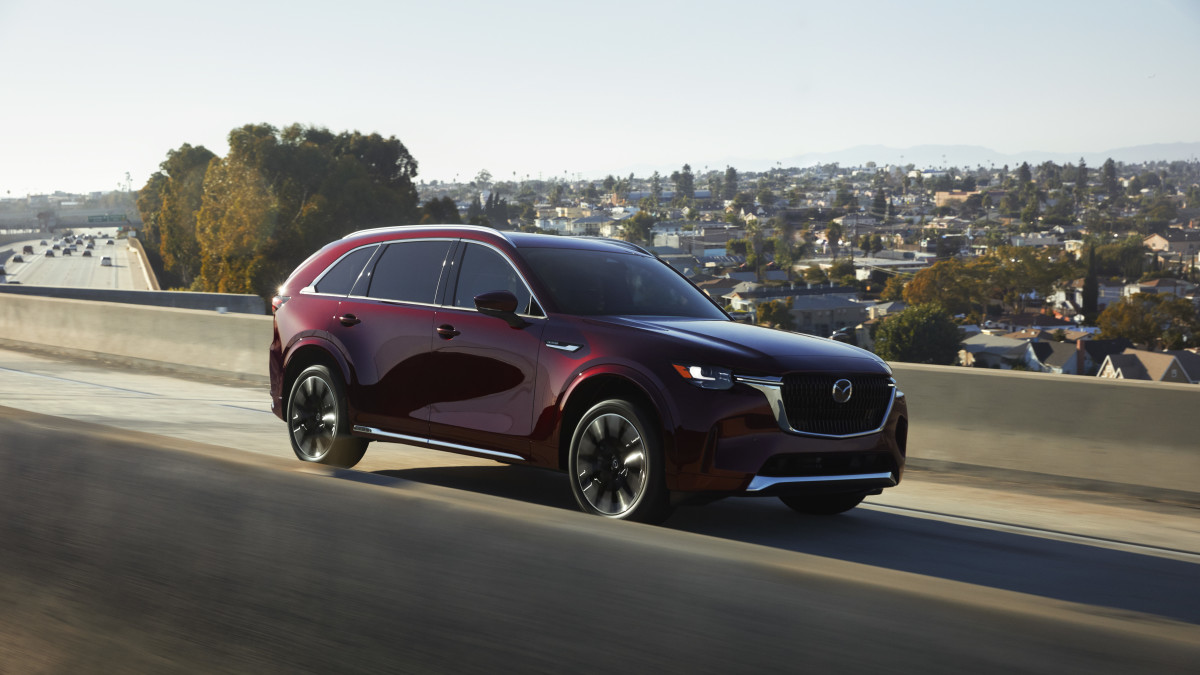 2024-mazda-cx-90-01-original.jpg