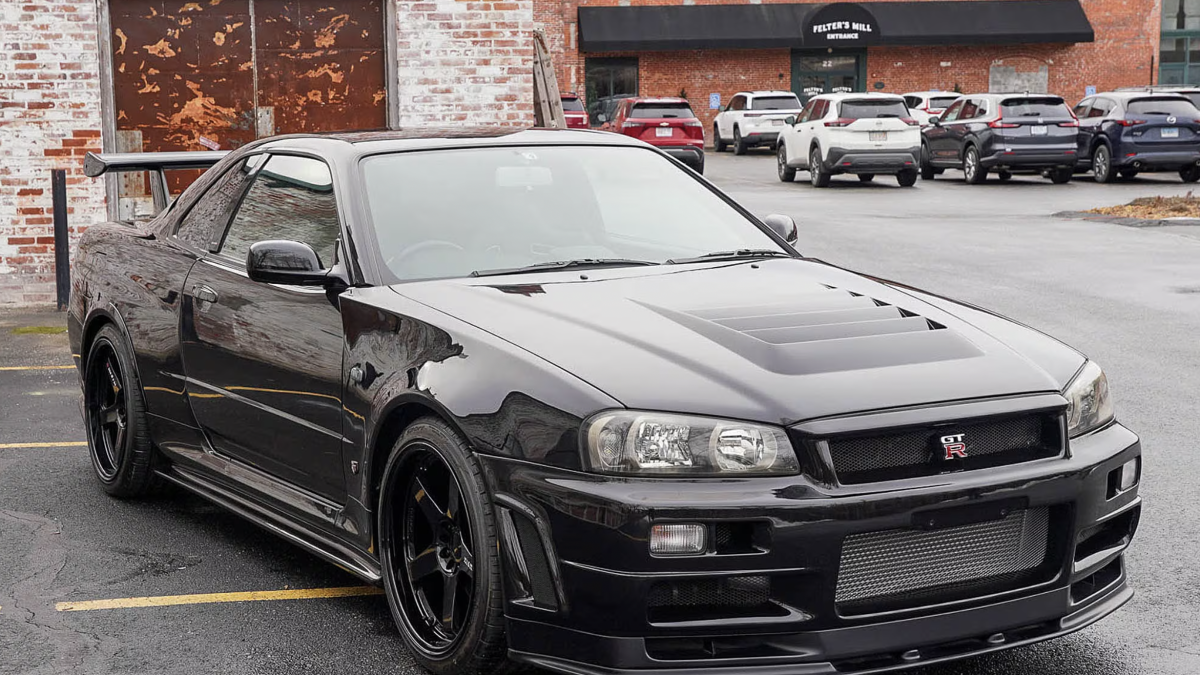 1999 Nissan GT-R V-Spec For Sale With Low Miles - Autoblog
