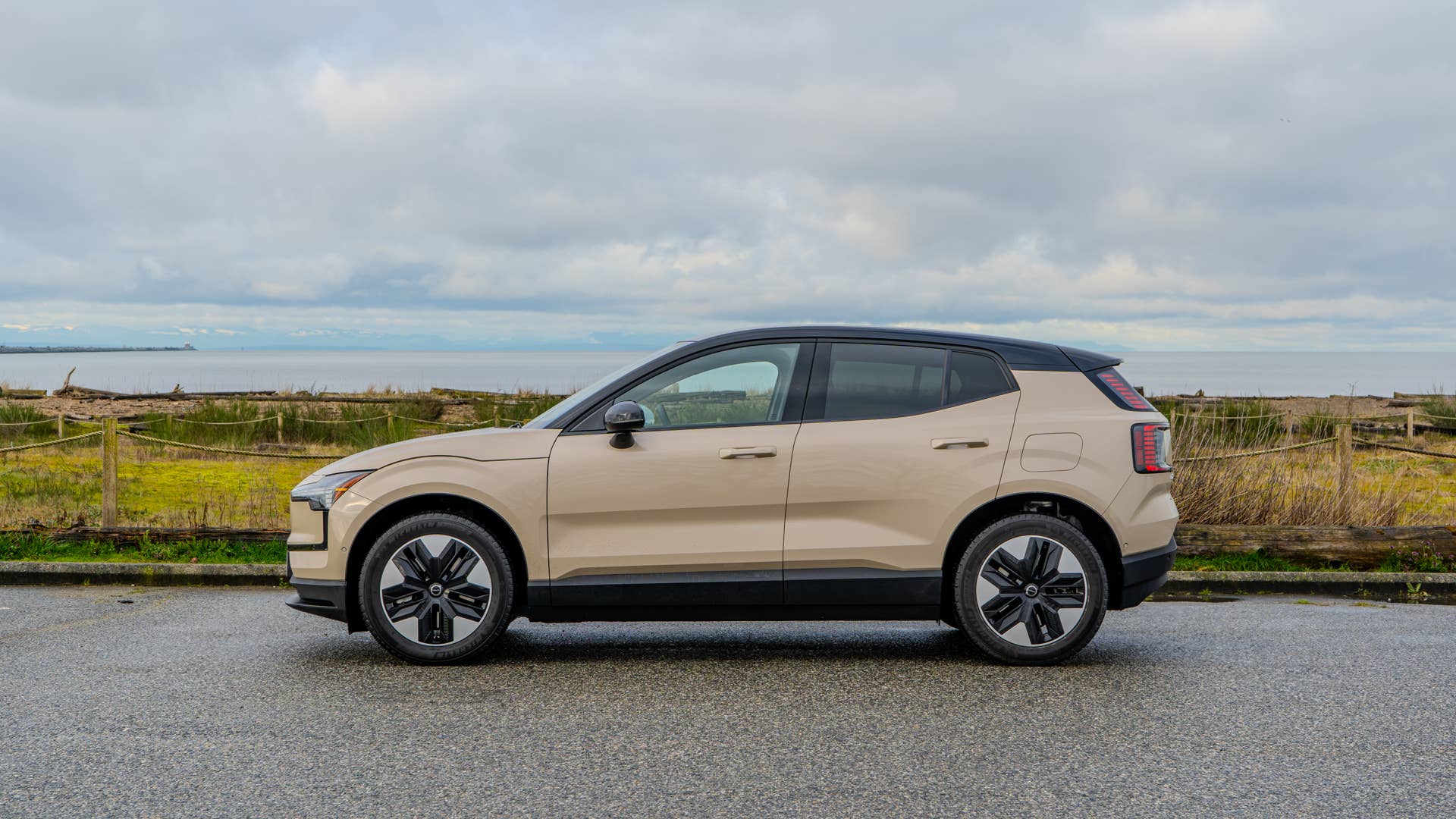 2026 Volvo EX30 Ultra Twin Motor Performance
