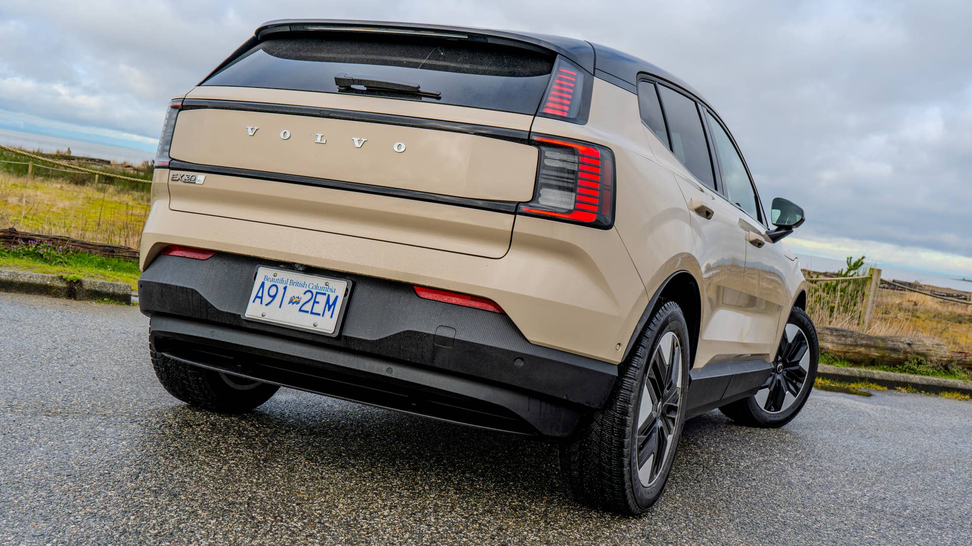 2026 Volvo EX30 Ultra Twin Motor Performance