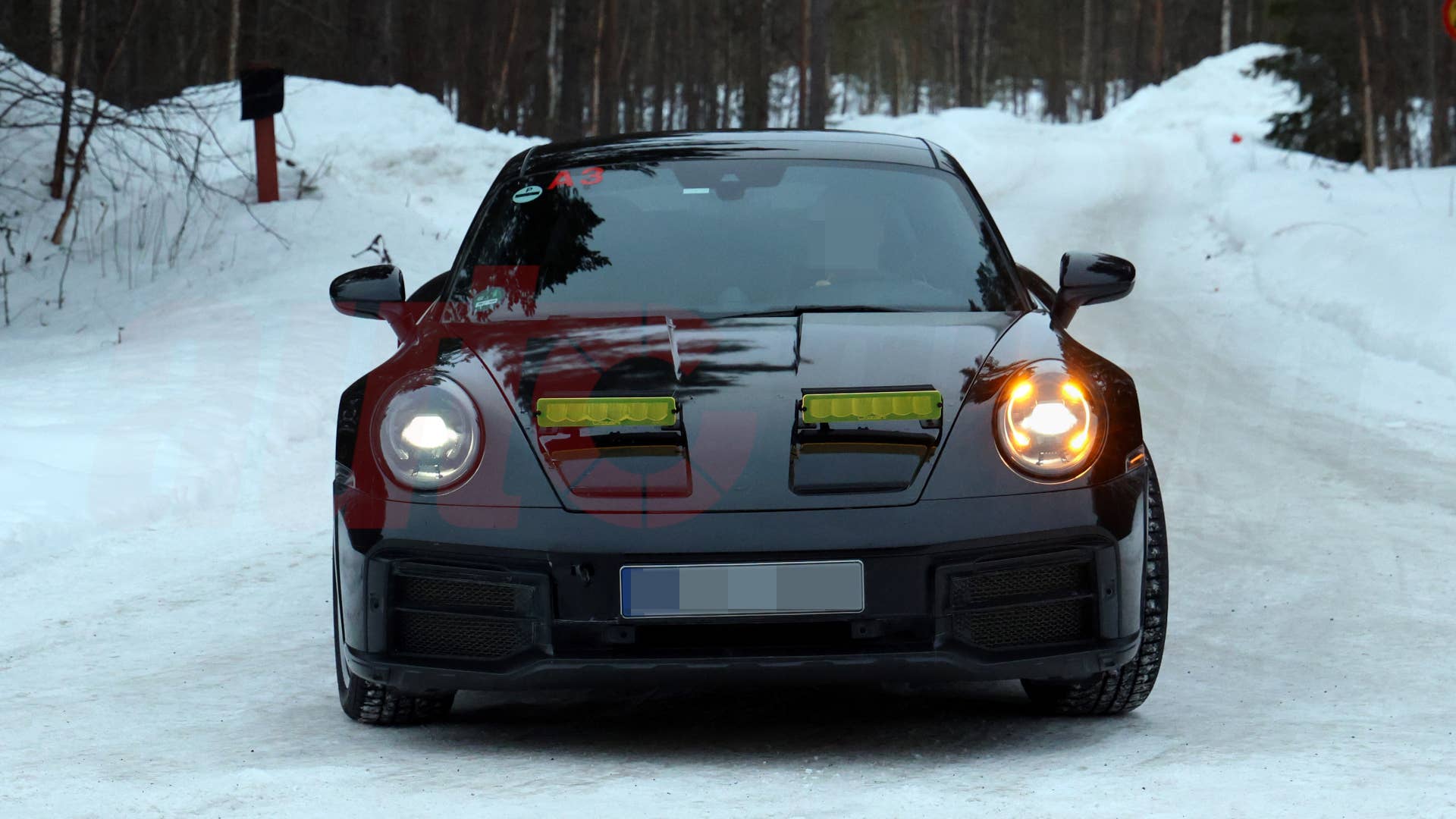 2027 Porsche 911 Dakar spy shot