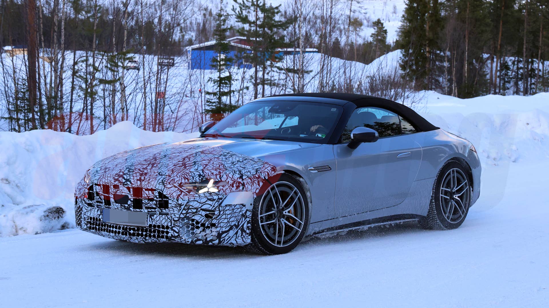 2027 Mercedes-AMG SL spy shot