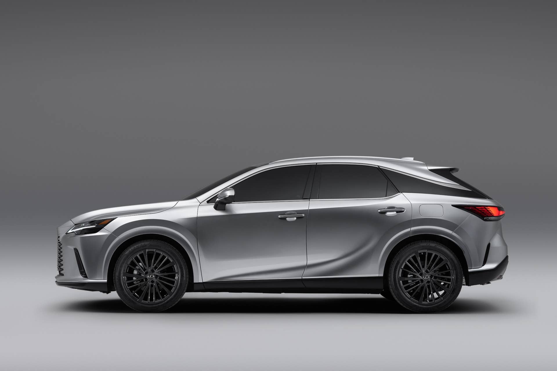 Lexus Rx Hre R201 2026 Lexus RX Plug-In Hybrid Just Got Cheaper—How It Compares To BMW ...