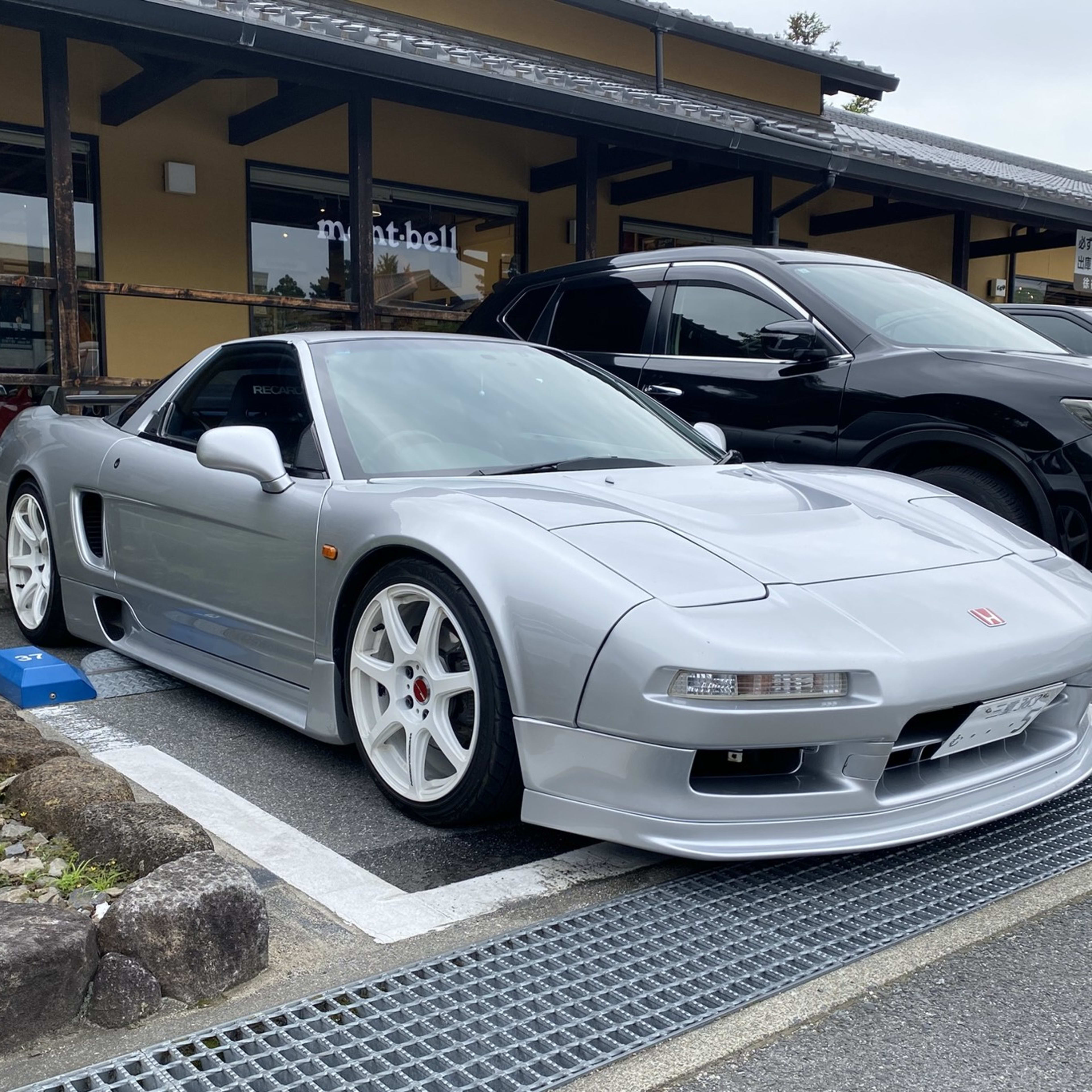 Collectors Are Driving This Ultra-Rare 12,000-Mile 1995 Honda NSX