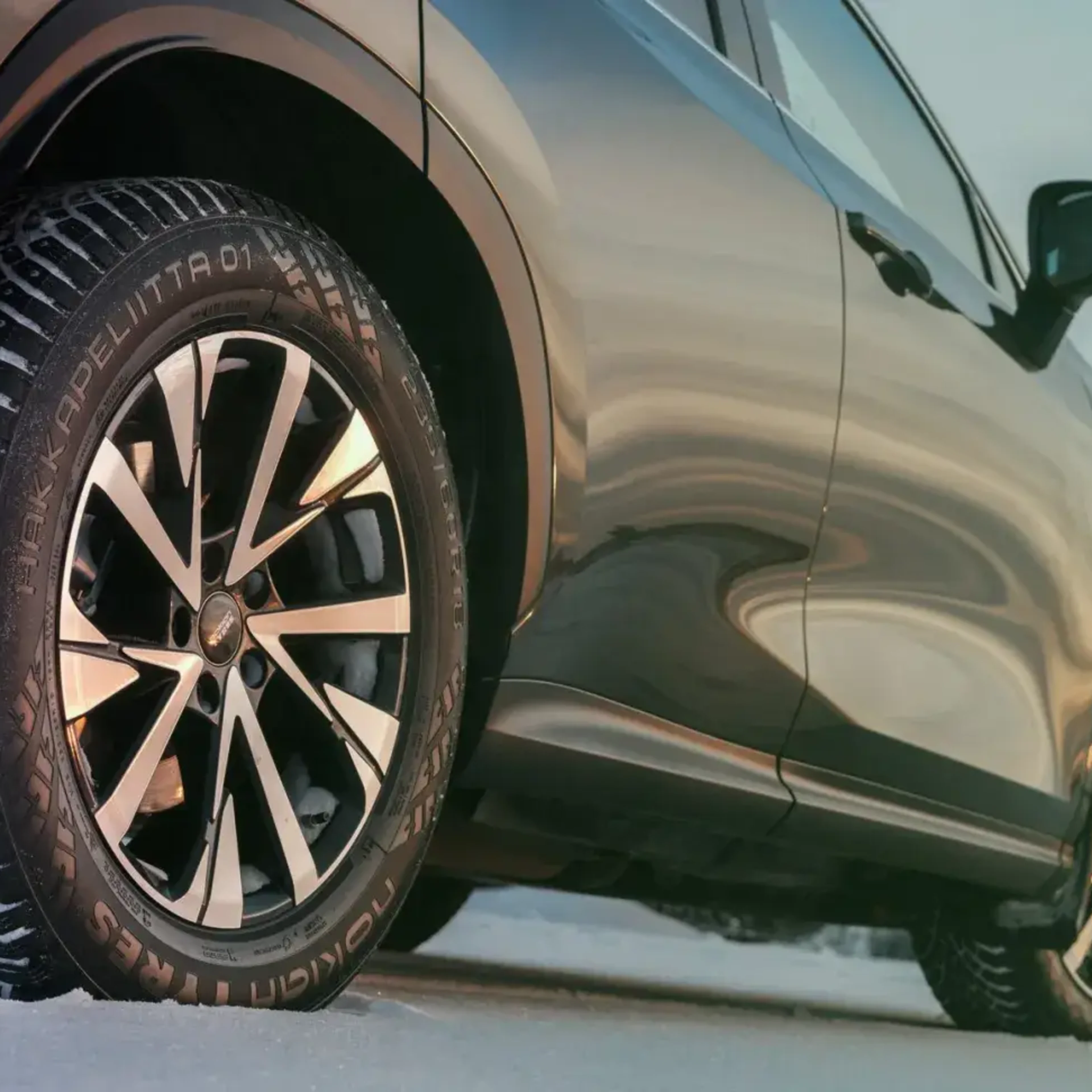 New Smart Winter Tire Extends Its Studs When Temperatures Drop