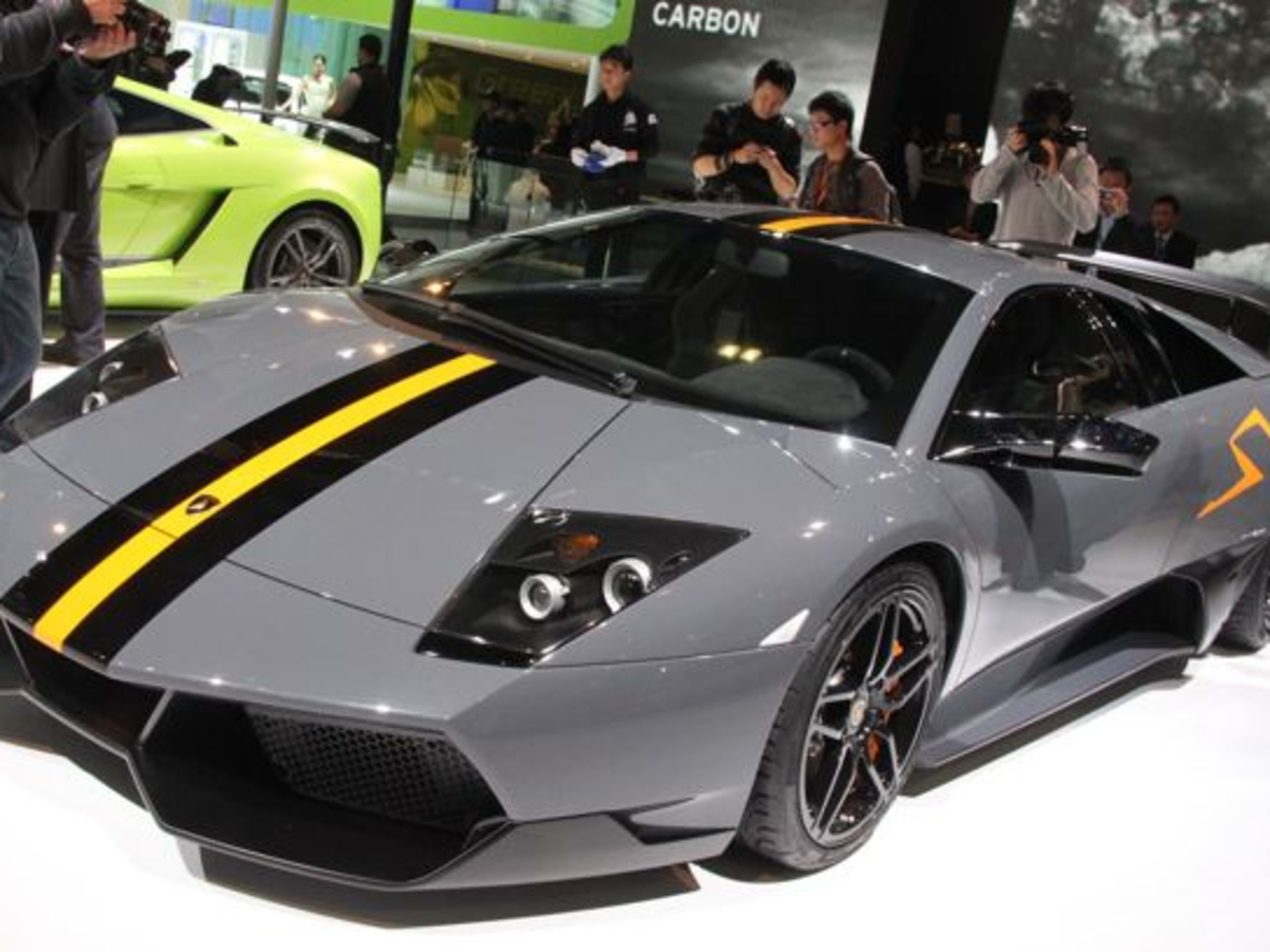 京商　Lamborghini LP 670-4 SuperVeloce ときめき Kyosho 1/64 Lamborghini 3 Murcielago Superveloce LP 670-4