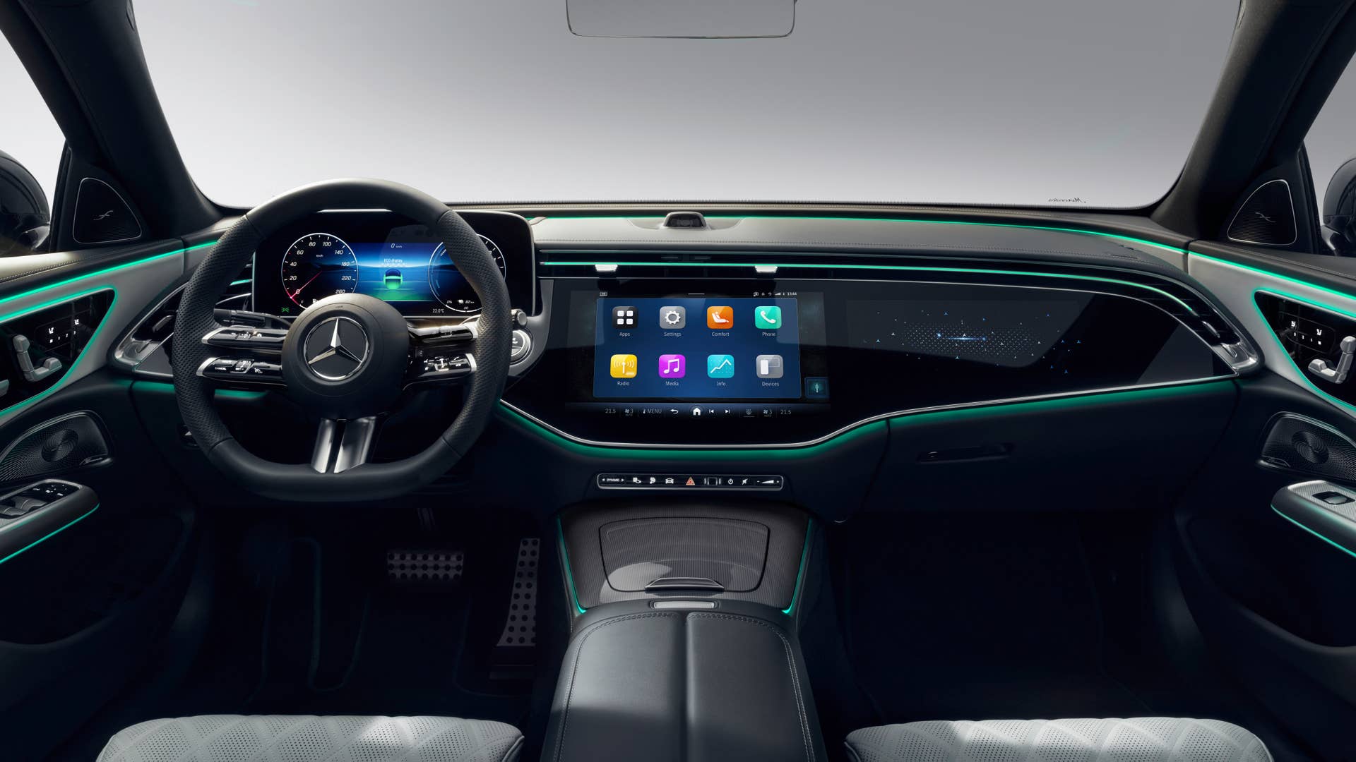 2024 Mercedes-Benz E-Class interior revealed with new 'Superscreen ...