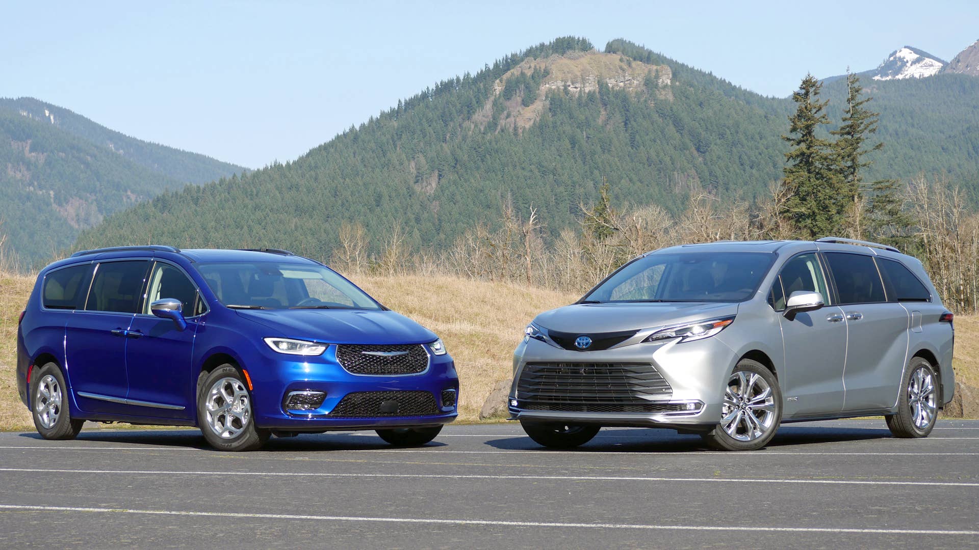 Pacifica Hybrid Vs Sienna Hybrid
