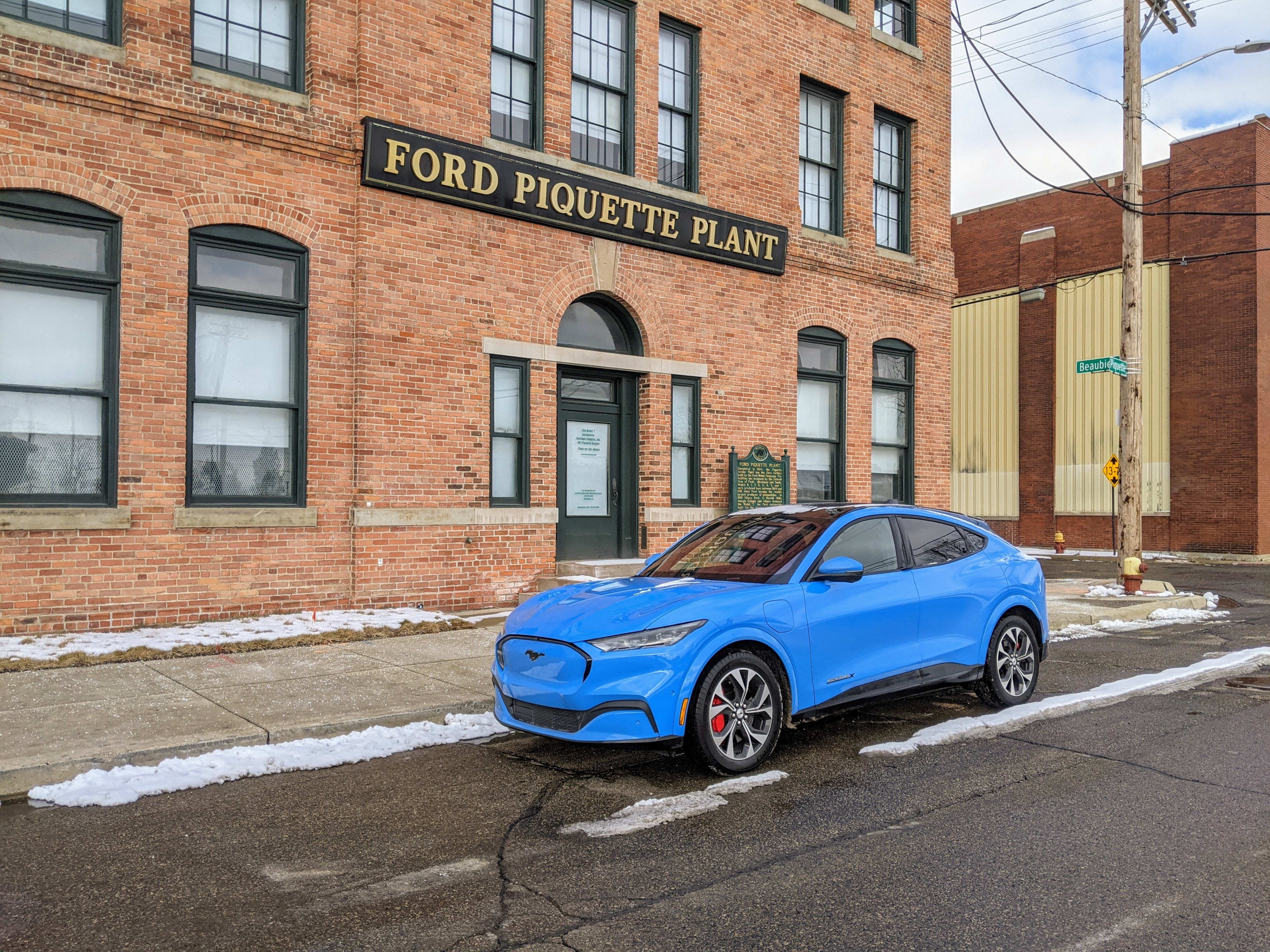 Bumper Kit | FORD MACH-E FIRST EDITION 2021 Bumper Kit | FORD MACH-E FIRST EDITION 2021