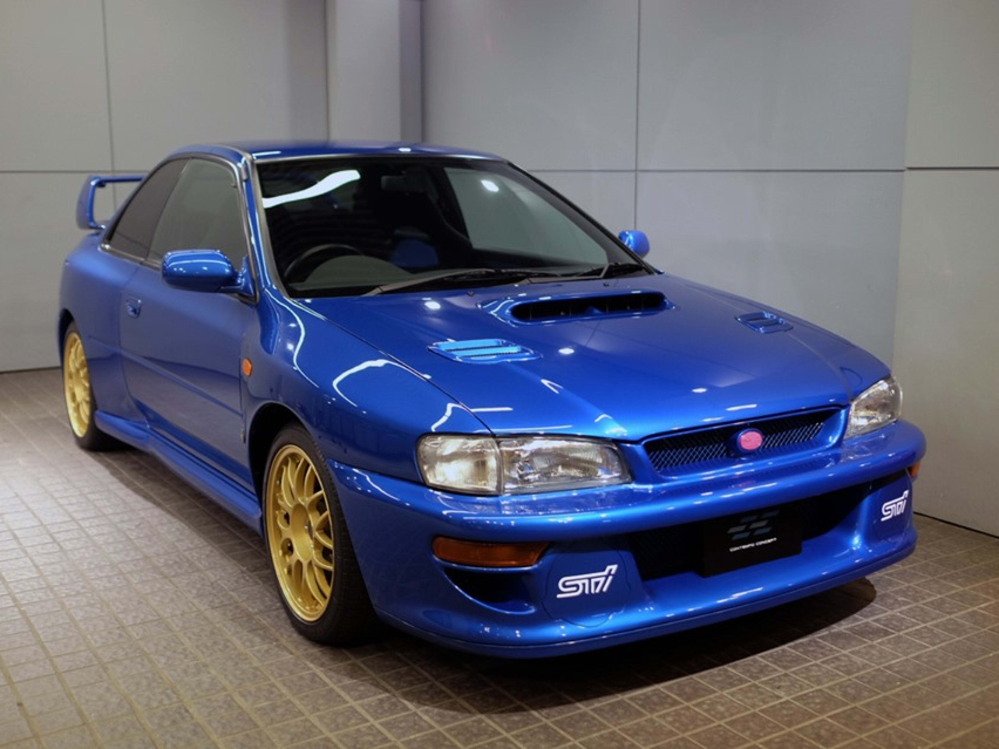 Mini-Z AutoScales Collection Subaru Impreza 22B-STi Chrome