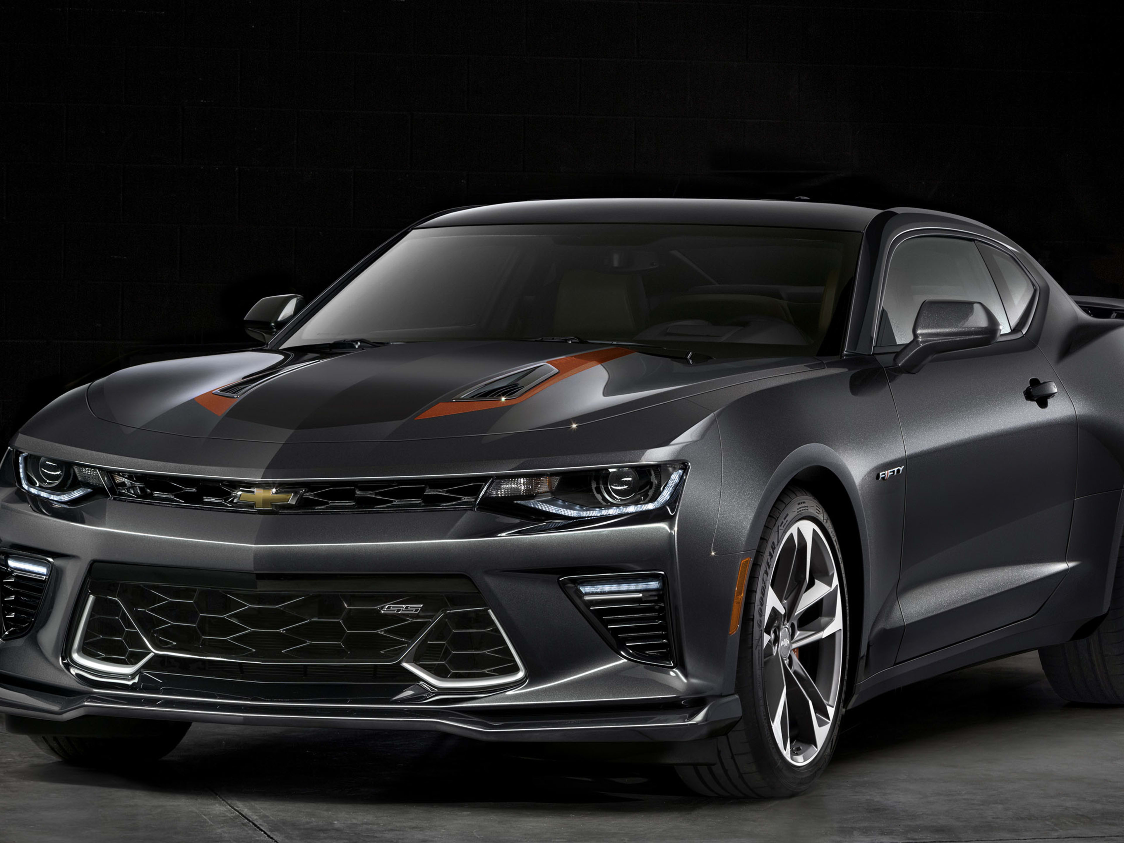 2017 Chevy Camaro 50th Anniversary edition celebrates in style