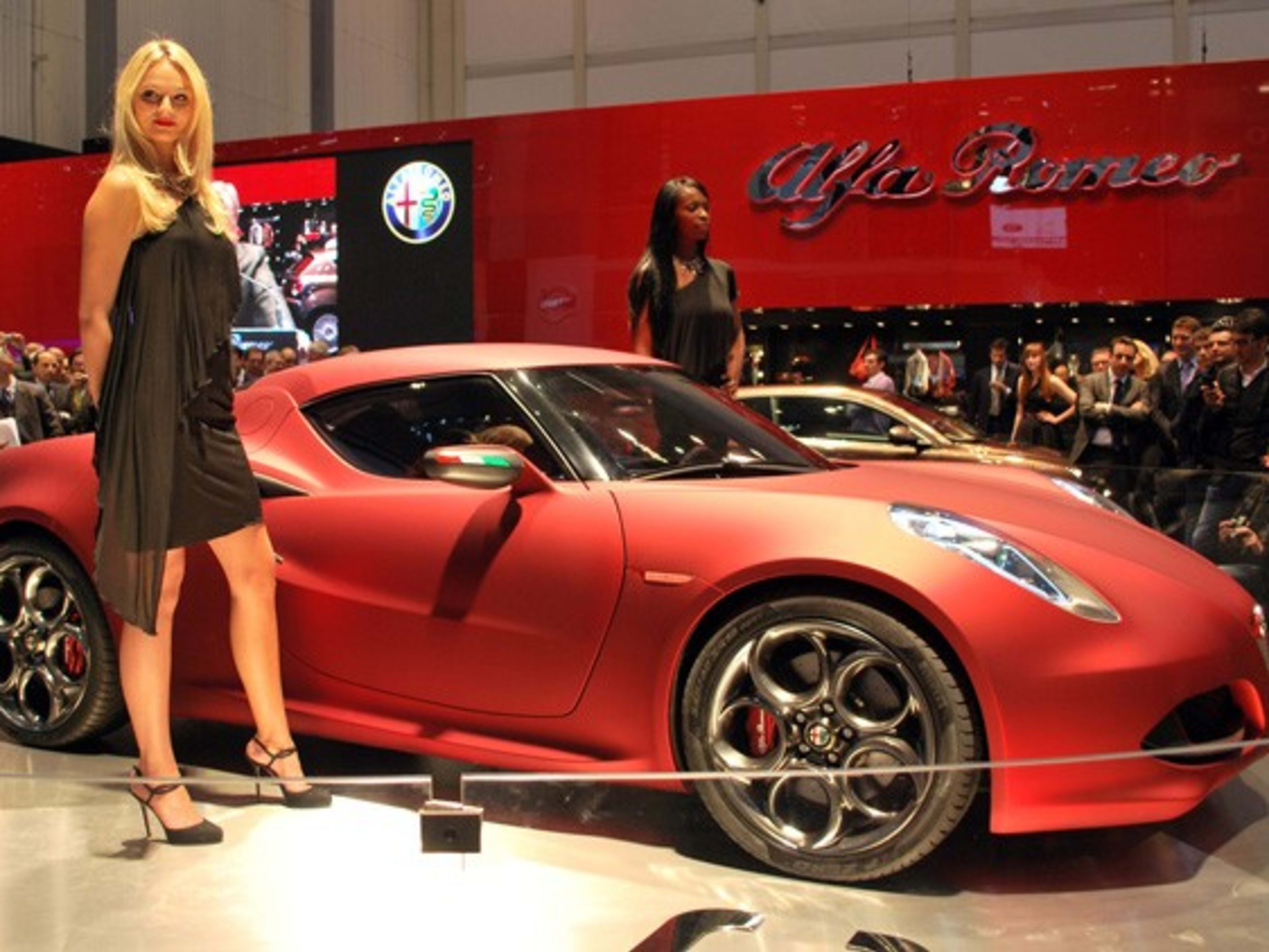 Geneva 2011: Alfa Romeo 4C Concept shows us what matte(rs)