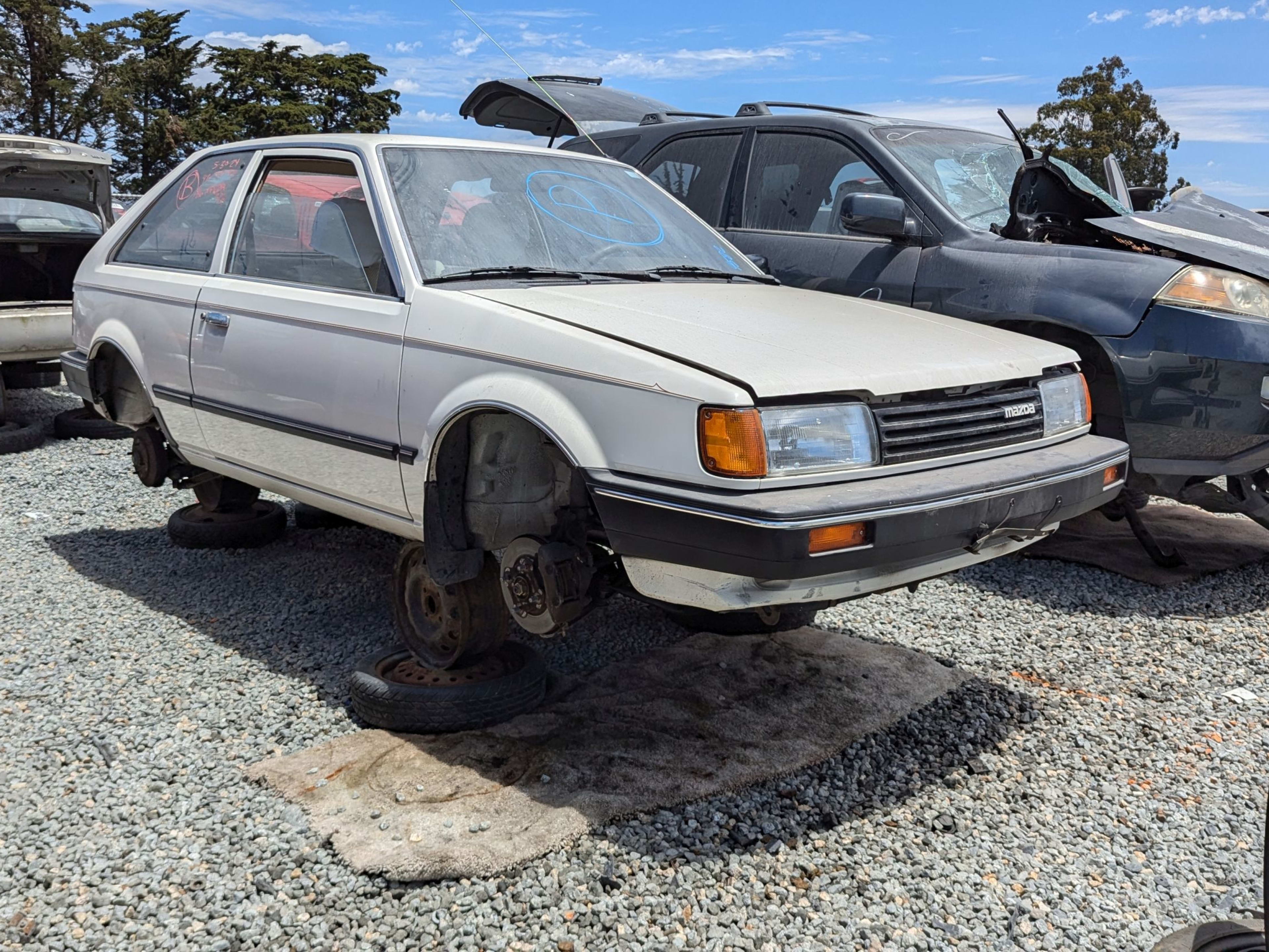 Junkyard Gem: 1987 Mazda 323 DX 1.6i Hatchback - Autoblog