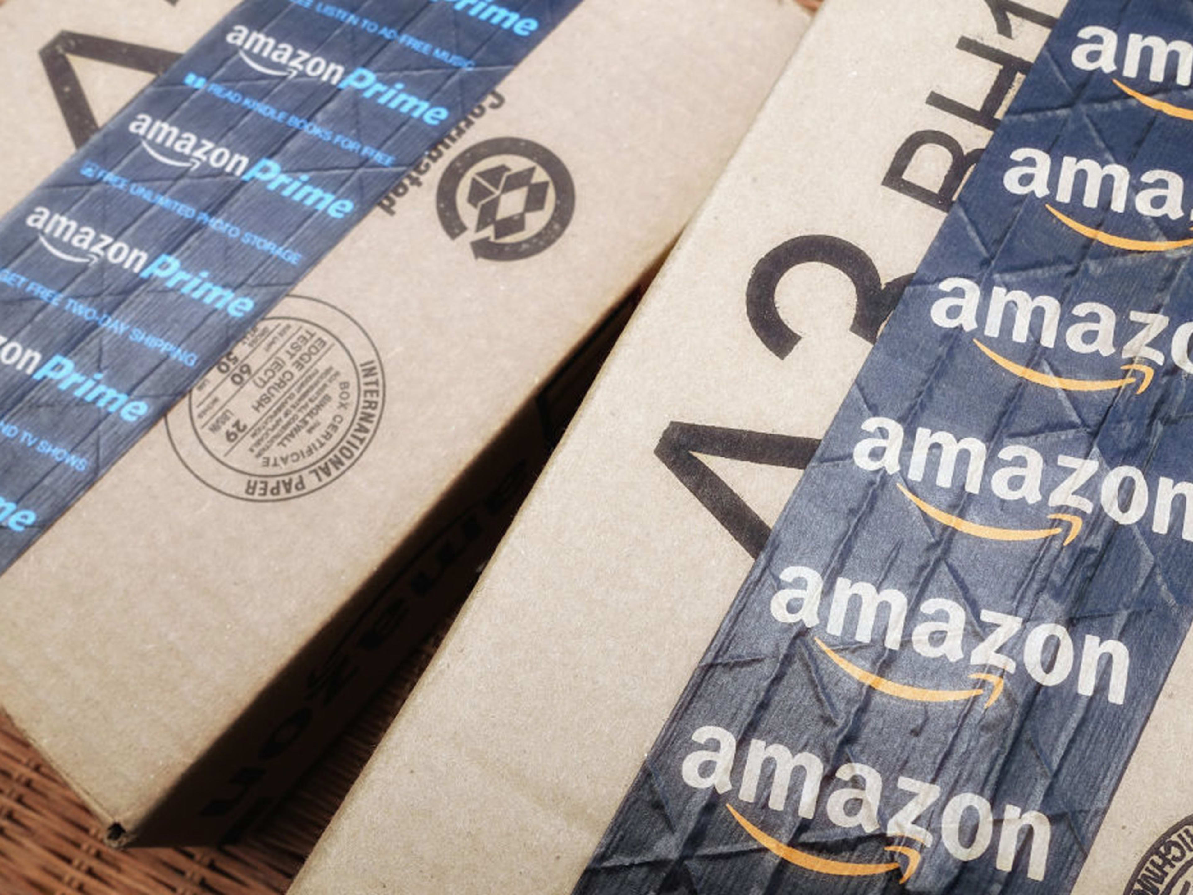 Amazon's DeWalt 20V Max XR Battery is currently 53% off - Autoblog