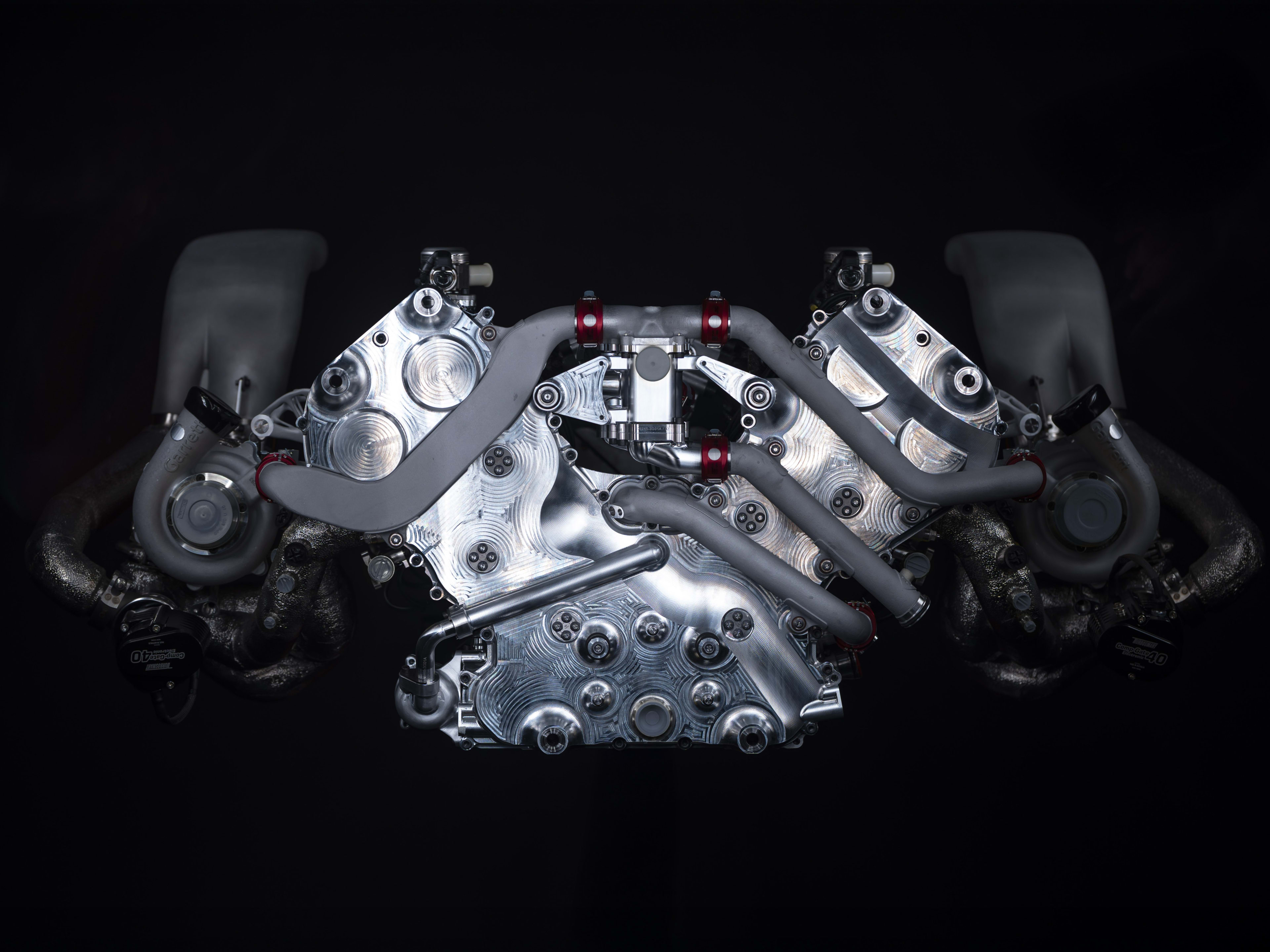 Genesis Twin-Turbo V8 يأتي إلى الحياة عندما يتم تسريع تطور HyperCar GMR-001