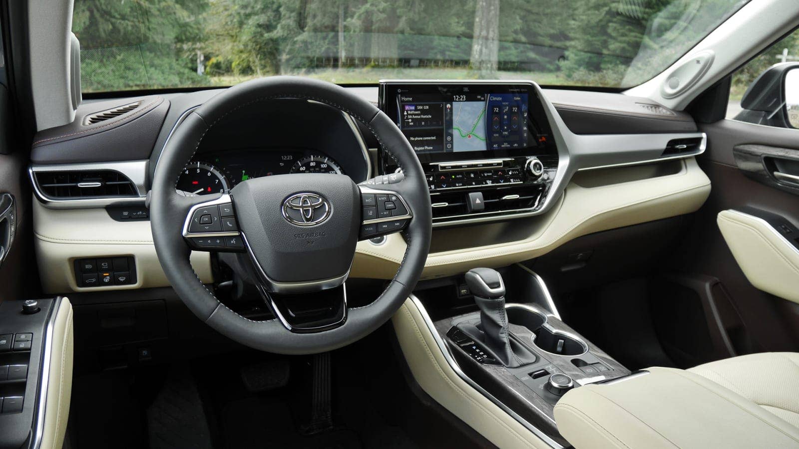 2024 Toyota Highlander Review: Hybrid still a contender, but there's a