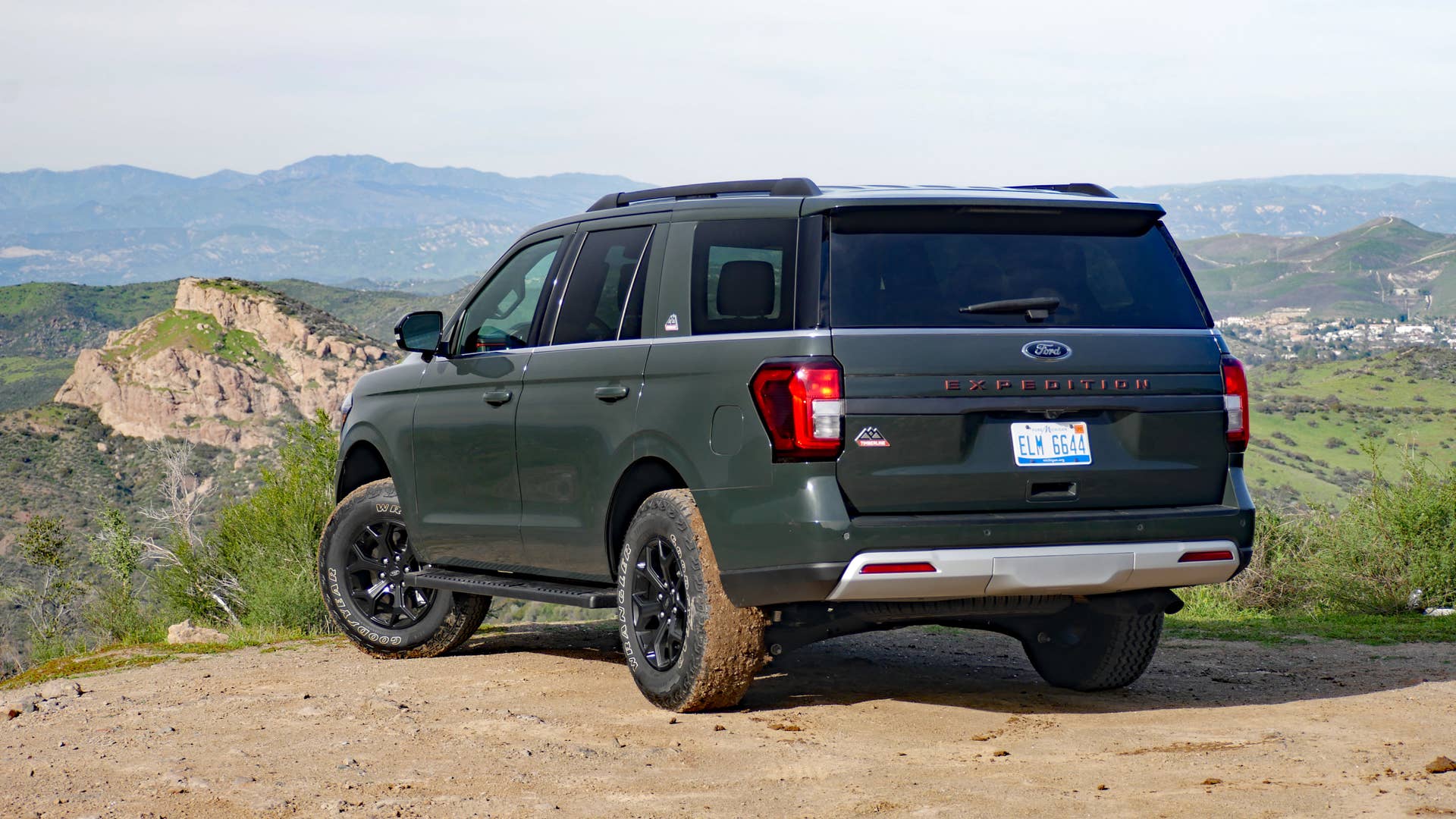 Off-road-focused Ford Expedition reportedly under consideration - Autoblog