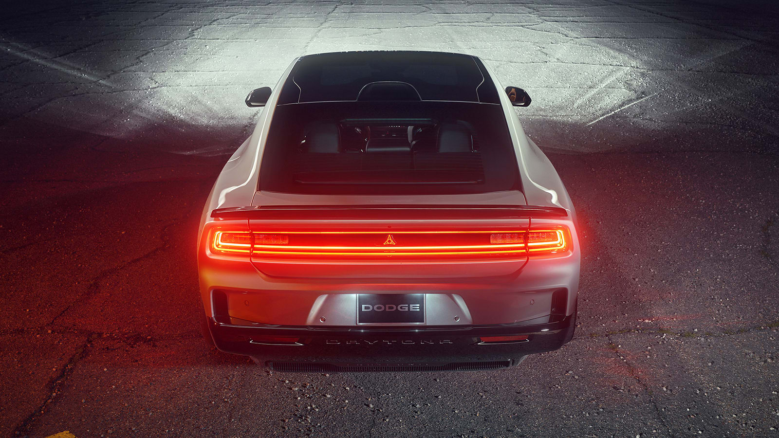 2024 Dodge Charger revealed: 2-door EV this year, 4-door and inline-6 next  year - Autoblog, image size:1600x900