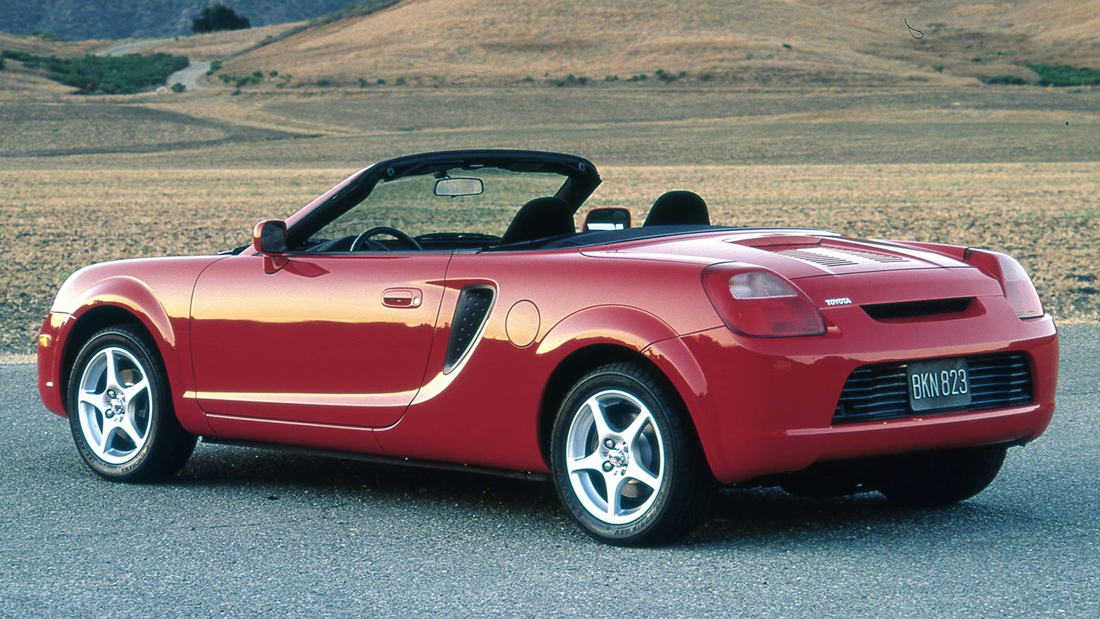 Future Classic | 2000-2005 Toyota MR2 Spyder - Autoblog