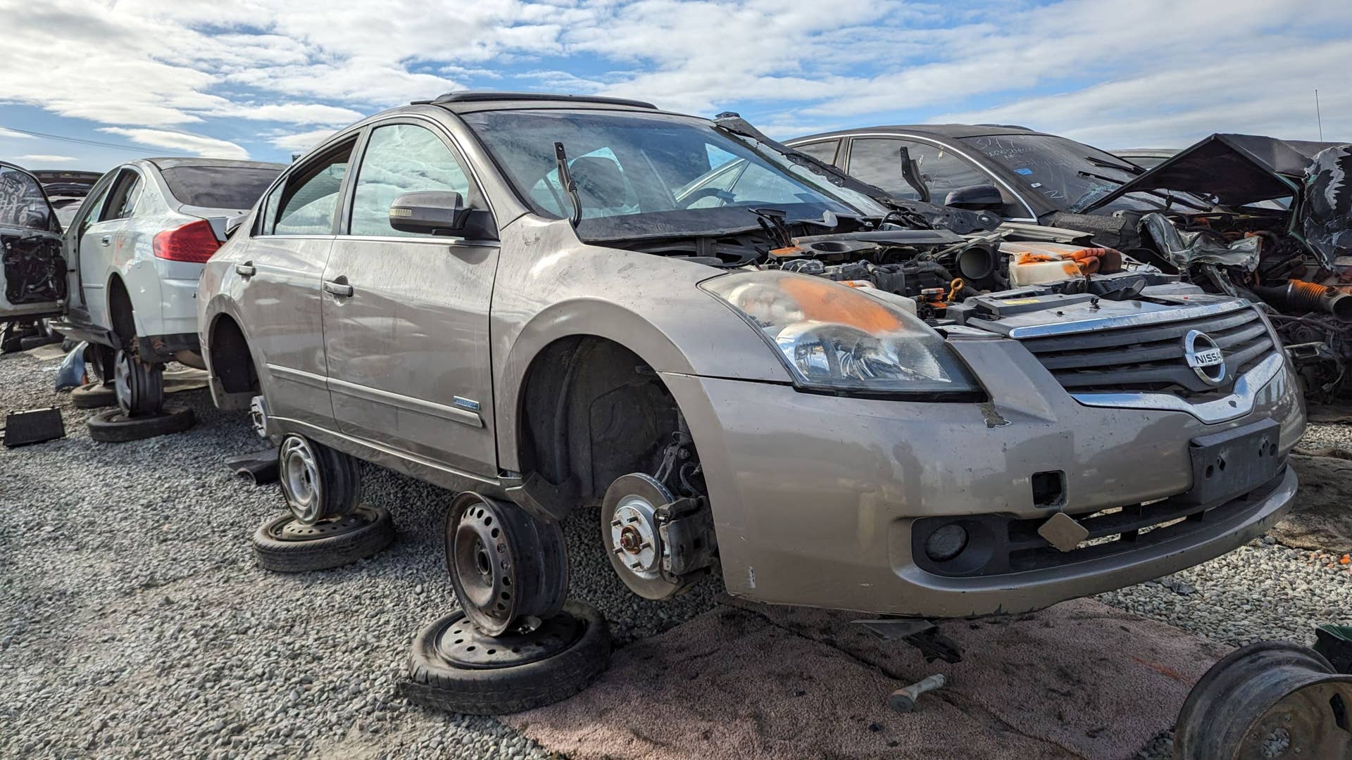 Junkyard Gem: 2008 Nissan Altima Hybrid Sedan - Autoblog